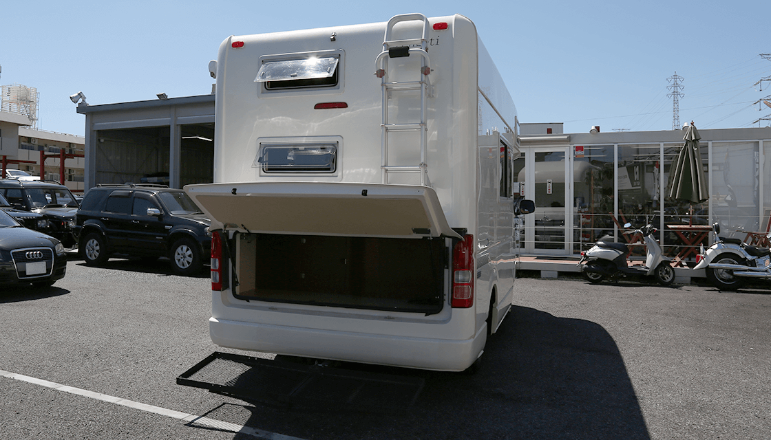 キャンピングカー画像5